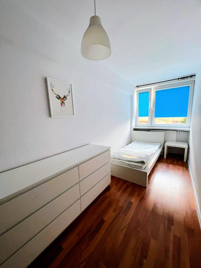 Ursus Rooms-Self Check-In Varsavia Esterno foto