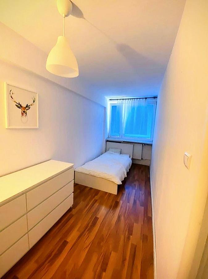 Ursus Rooms-Self Check-In Varsavia Esterno foto