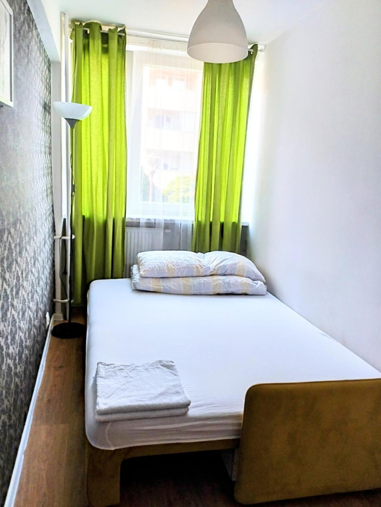 Ursus Rooms-Self Check-In Varsavia Esterno foto